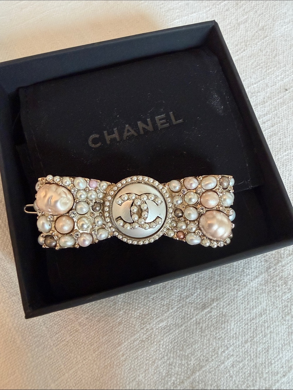 CHANEL Pearl and Crystal CC Logo Barrette in Ivory and Pink Accents